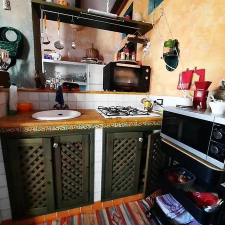 Casa Con Giardino Appartement *